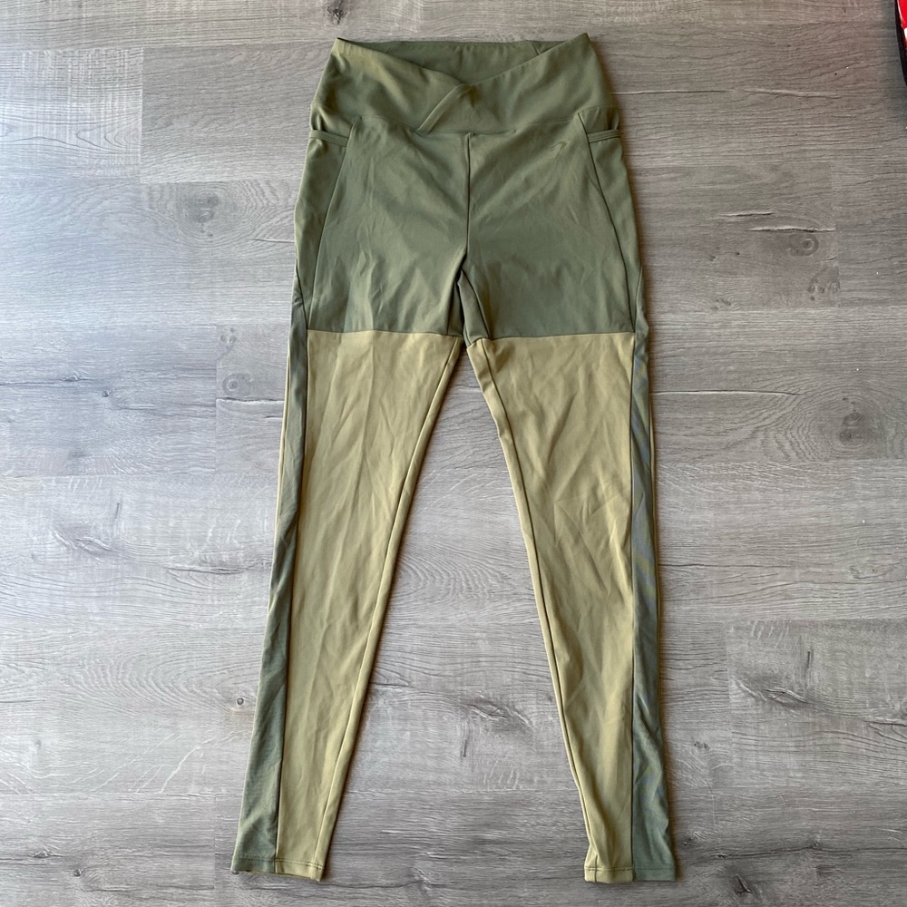 Limited edition Gymshark Nikki Blackketter legging